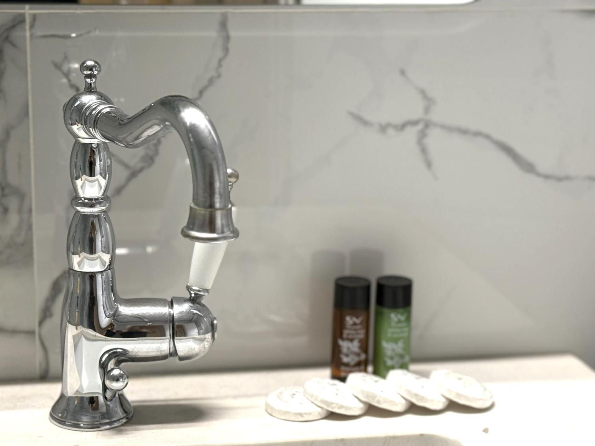 Zeusbnb Saint Sofia Ble Salonicco Esterno foto